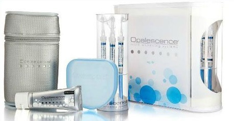 ホワイトニング薬剤とトレー